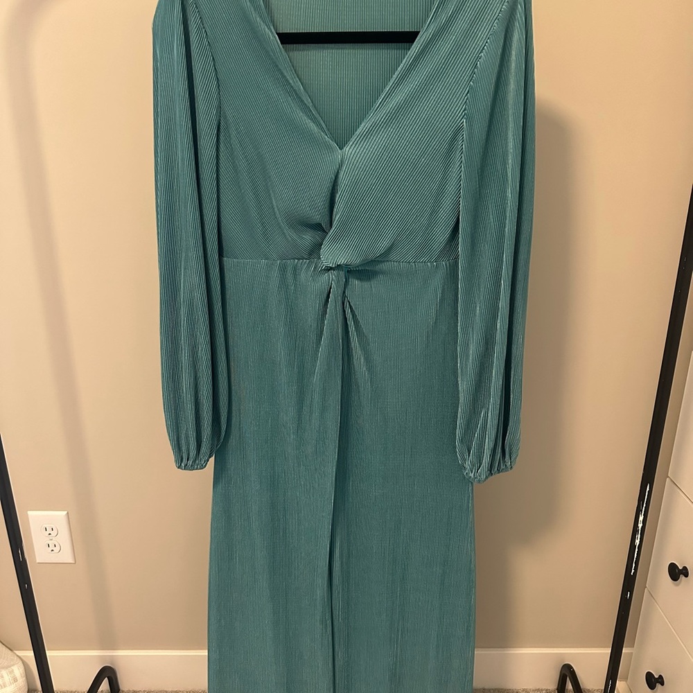 Textured Teal Long Sleeve Midi Dress